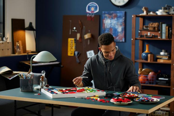 Produktbild LEGO The Amazing Spider-Man (31209, LEGO Art)