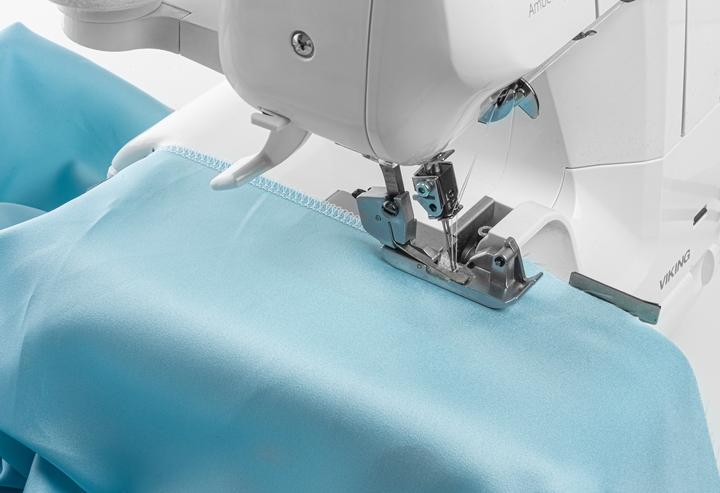 Actual product image Husqvarna VIKING Amber S100 Overlock