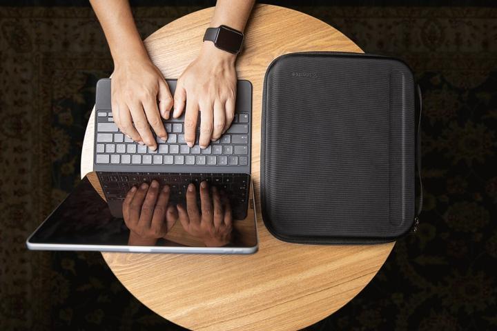 Actual product image tomtoc A06 (12.9") Tablet Case (iPad Pro 12.9 2020 (4. Gen), Microsoft Surface Pro X, XPS 13)
