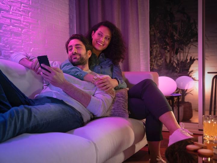 Actual product image Philips Hue White & Color Ambiance starter kit (GU10, 5.70 W, 350 lm, 3 x, G)