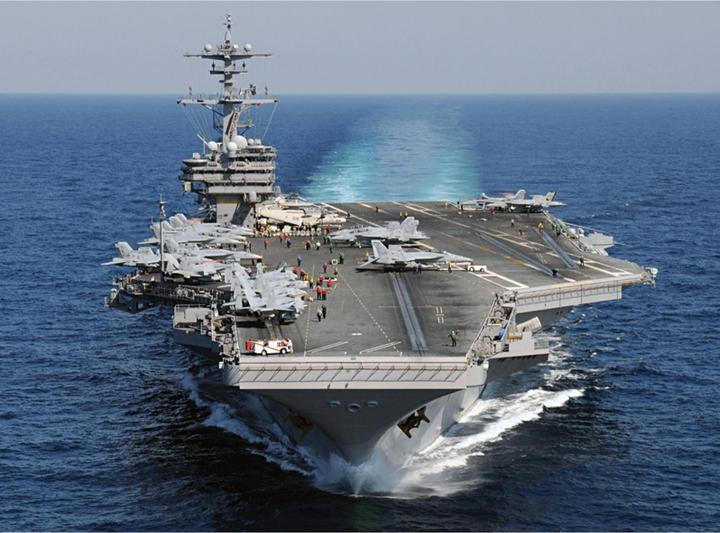 Actual product image Italeri U.S.S. George H.W: Bush CVN 77