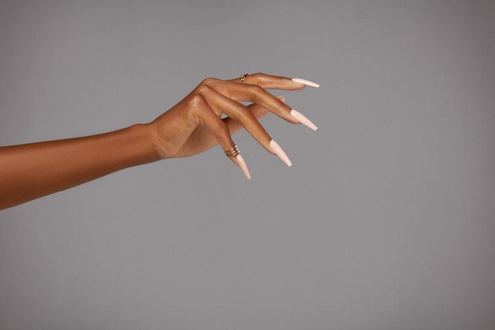 Image du produit Ardell Nail Addict Colored Nude Pink 28 Stk (Nude)