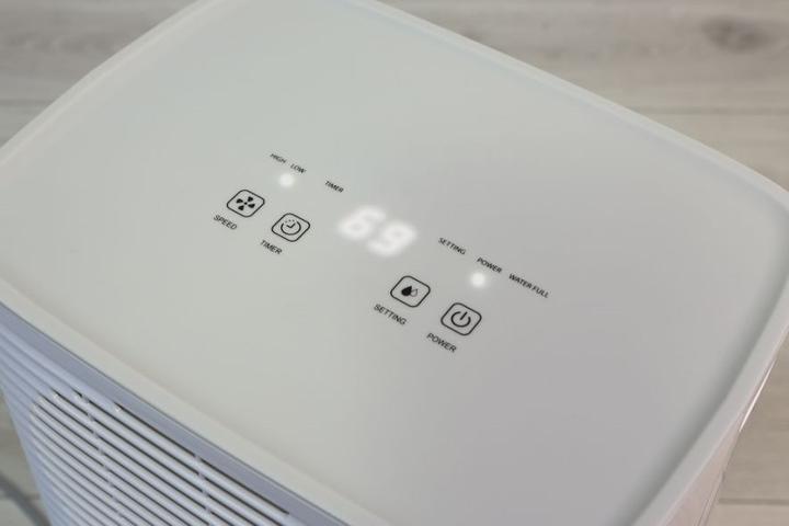Immagine prodotto Eldom Deumidificatore 2 livelli di circolazione dell'aria Indicatore di umidità Timer di 24 ore (20 m², 48.00 l/24h)