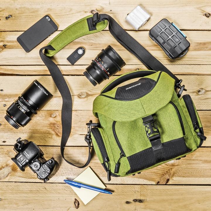Produktbild mantona Premium Kameratasche grün (Kamera Schultertasche)