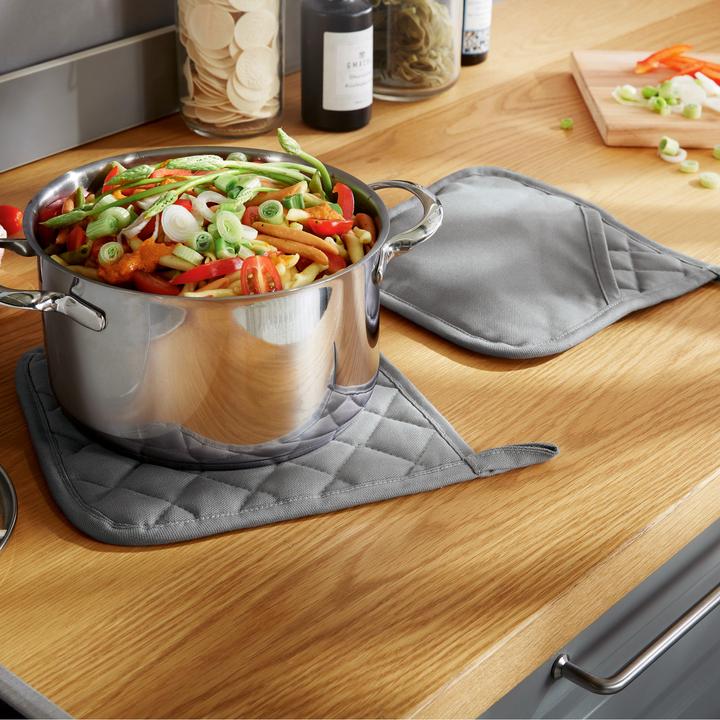 Actual product image Erwin Müller 4-piece kitchen set with apron (One size)