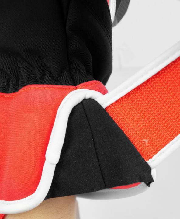 Actual product image Reusch World Cup Warrior Mitten (7)