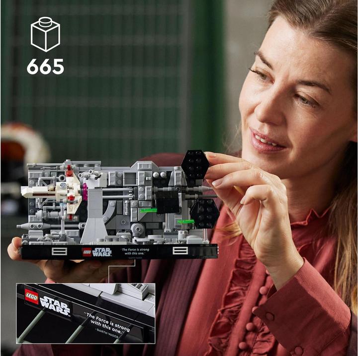 Actual product image LEGO Death Star Trench Run Diorama (75329, LEGO Star Wars)