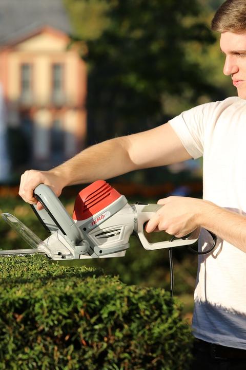 Actual product image Ikra Electric hedge trimmer 650 watts Mogatec IHS 650 (Electric hedge trimmer)