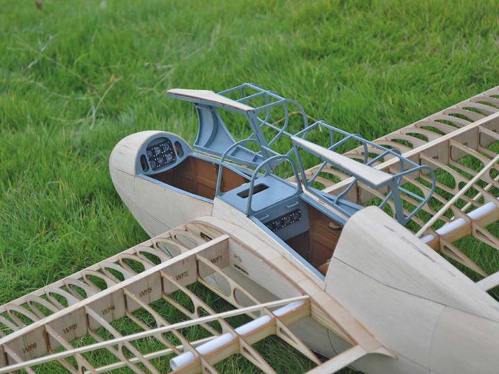 Actual product image Pichler Crane 3000 mmmm Glider Model Kit (Glider)