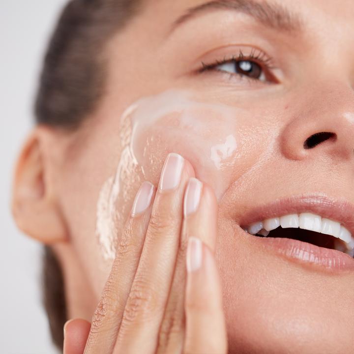 Image du produit Elemis Dynamic Resurfacing Facial Wash (lavage dynamique du visage) (Lotion nettoyante, 200 ml)