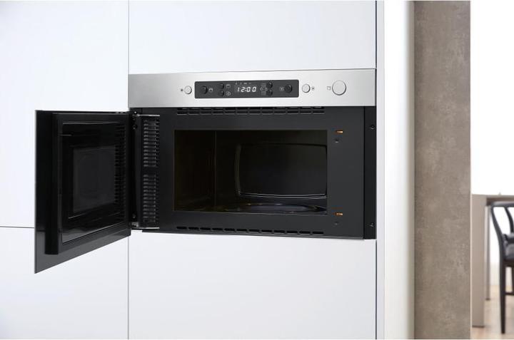 Actual product image Whirlpool AMW 442 (22 l)