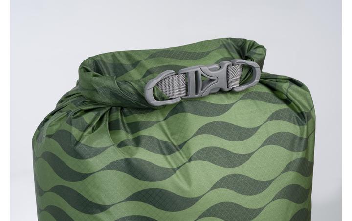 Actual product image Cocoon Drybag Ultralight 8L Green Waves (8 l)