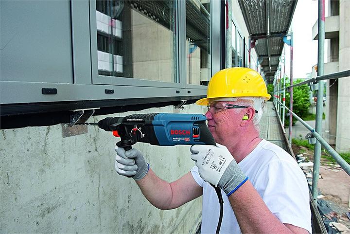 Produktbild Bosch Professional Bohrhammer mit SDS plus GBH 2-26 F, Handwerkerkoffer (Netzbetrieb)