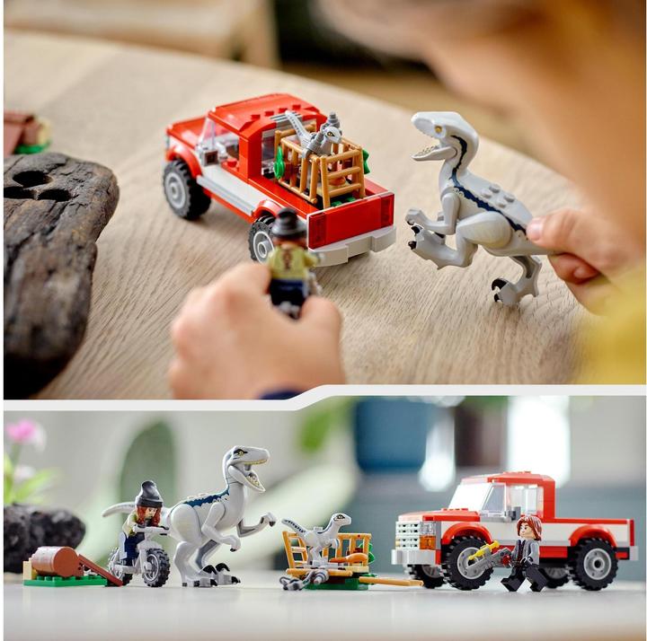 Actual product image LEGO Blue & Beta in the Velociraptor Trap (76946, LEGO Jurassic World)