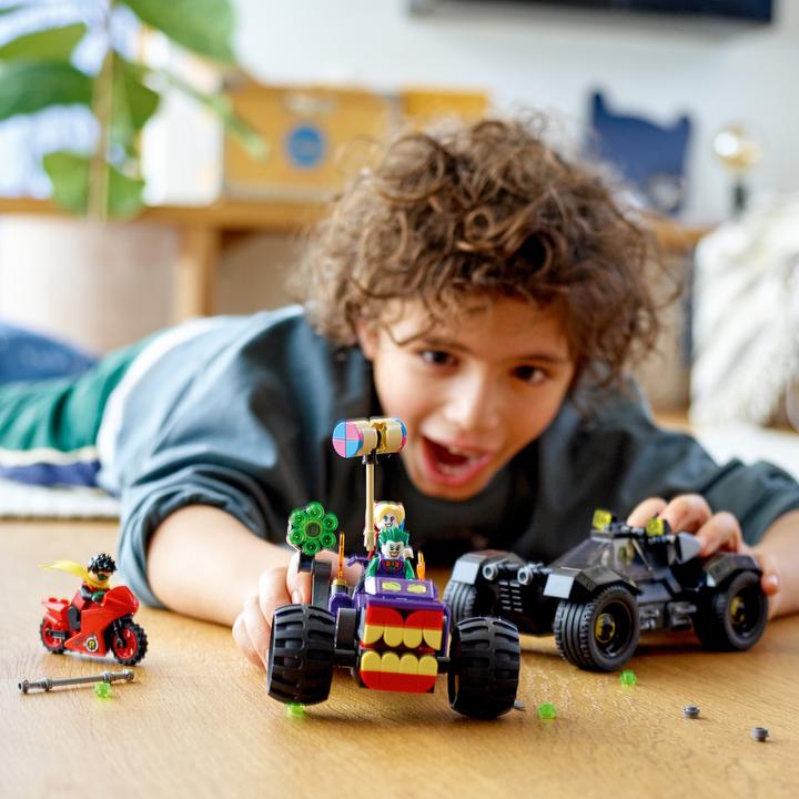 Produktbild LEGO Jokers Trike-Verfolgungsjagd (76159, LEGO DC)