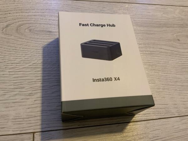 Actual product image Insta360 X4 Fast Charge Hub (X4)