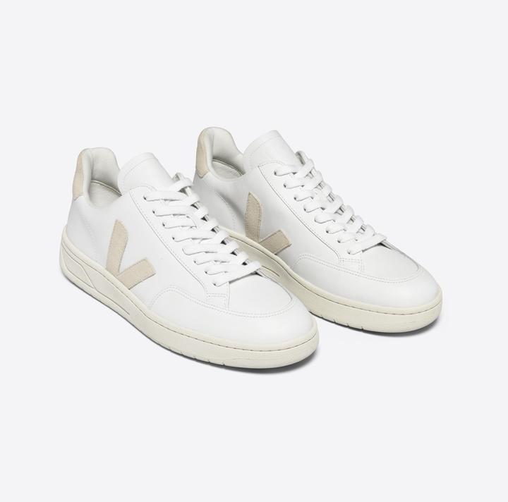 Actual product image Veja V-12 (44)