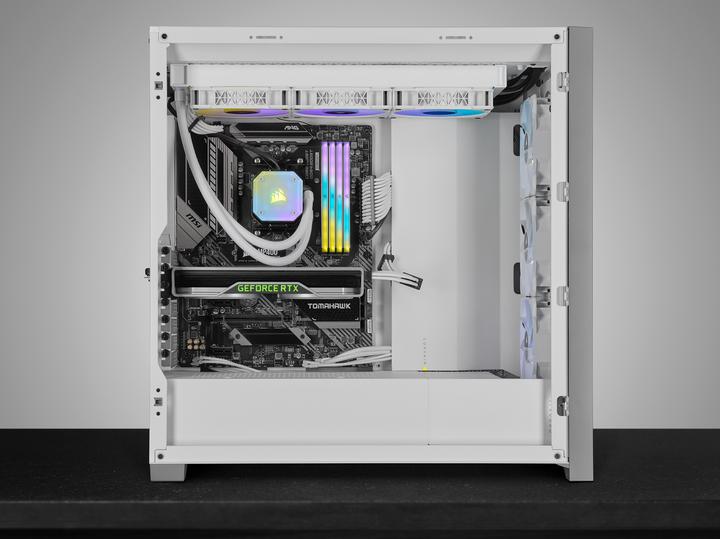 Image du produit Corsair Vengeance RGB RT (4 x 8GB, 3200 MHz, RAM DDR4, DIMM)