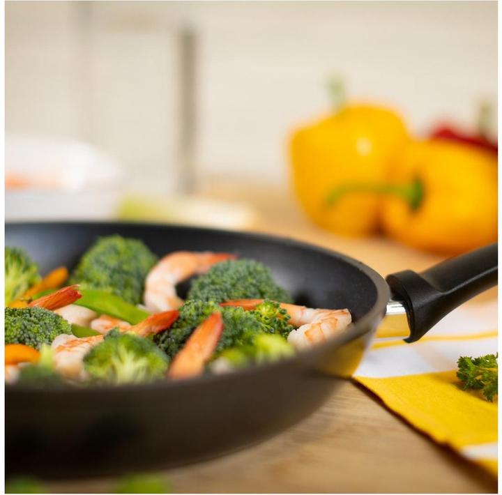 Actual product image Kuhn Rikon Easy (18 cm, Frying pan, Cast aluminium)