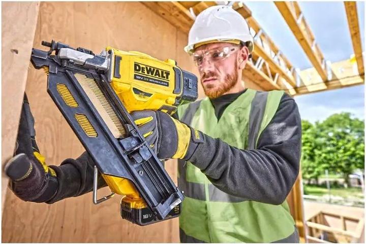 Actual product image DeWalt DCN930N