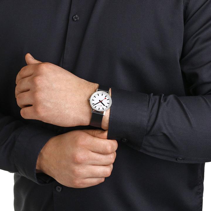 Produktbild Mondaine Classic - Vegan poliert (Analoguhr, Swiss Made, 36 mm)