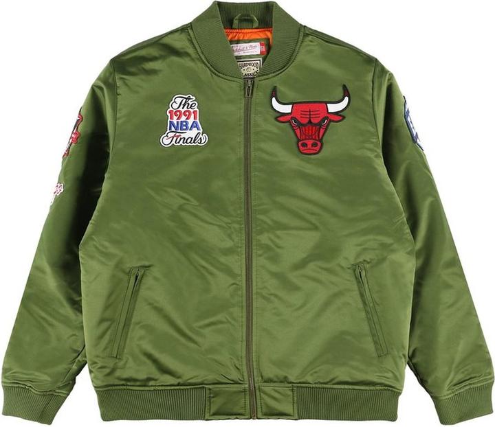 Image du produit Mitchell & Ness NBA Flight Satin - Bomberja des Chicago Bulls - 125971 (M)