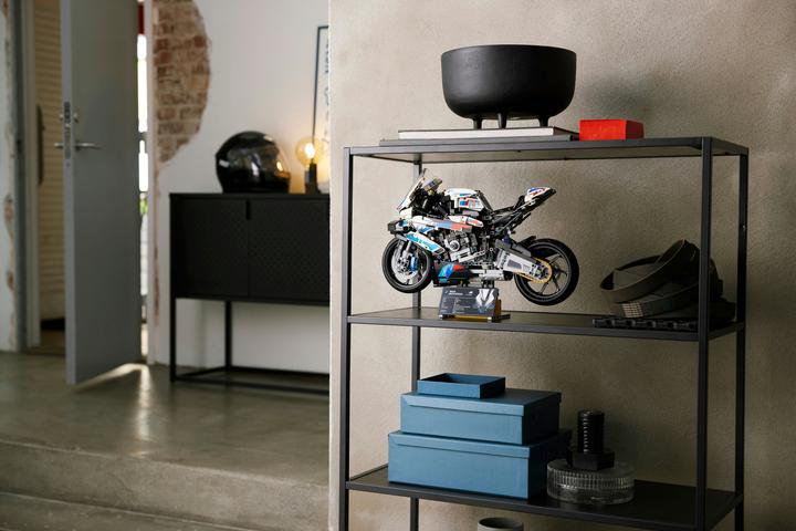 Produktbild LEGO BMW M 1000 RR (42130, LEGO Technic)