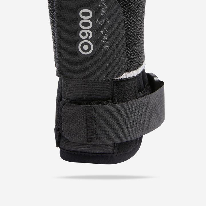 Decathlon Level 5 right or left wrist support (2)