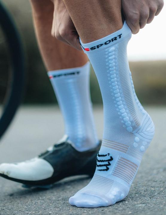 Actual product image Compressport Pro Racing v4.0 (42 - 44)