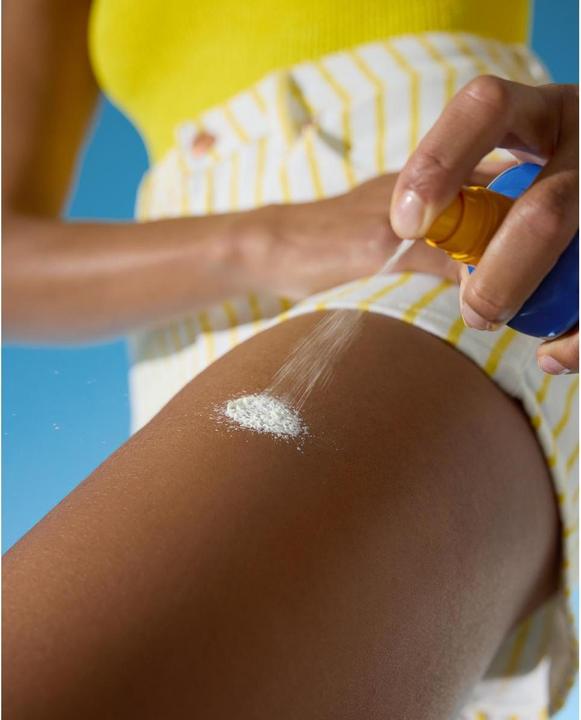 Productafbeelding NIVEA Zonnebrandspray Bescherming & Verzorging SPF 50+, 200 ml (Zonnebrandspray, SPF 50+, 200 ml, 246 g)