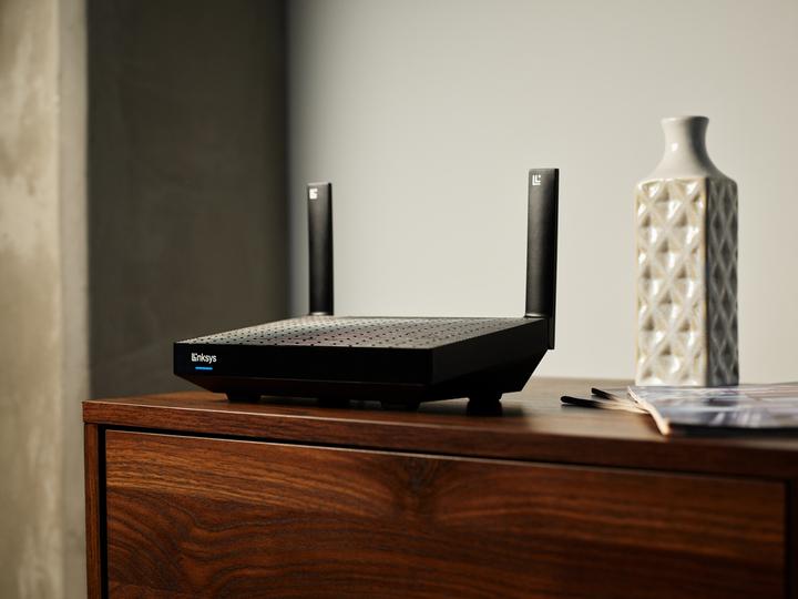 Actual product image Linksys Hydra Pro 6 Whole-Home Mesh Wi-Fi 6 MR5500 AX5400 Dual Band Router