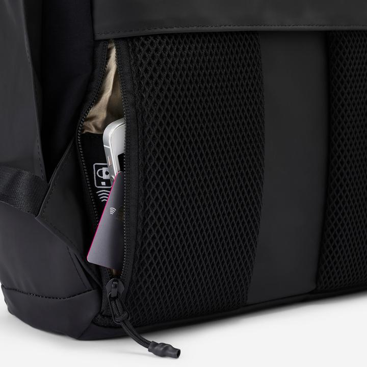 Actual product image Decathlon Rucksack mit Laptopfach wasserabweisend - 15 l (15 l)