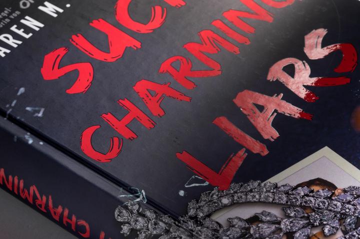 Produktbild Such Charming Liars (Karen M. McManus, Deutsch)