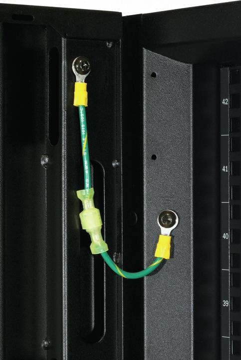 Produktbild APC Netzwerkschrank NetShelter SX AR3150 42HE / Schwarz (42 HE, 19 Zoll Rack)