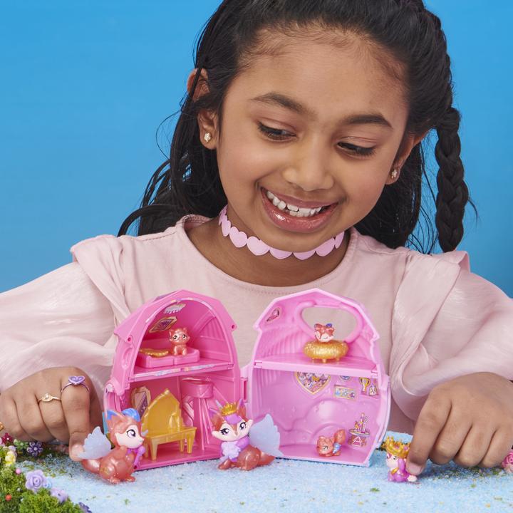 Produktbild Hatchimals Mini-Family Pack, Spielset mit 3 CollEGGtibles-Figuren und bis zu 3 Überraschungs-Babies