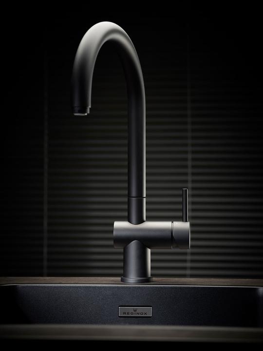 Immagine prodotto Reginox Raccordo in acciaio inox, Yampa Black 22x38,5 cm R31704
