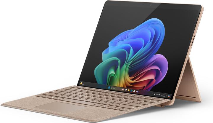 Produktbild Microsoft Surface Pro – Copilot+ PC (mit Netzteil) – 11. Edition (13", Snapdragon X Elite X1E-80-100, 16 GB, 512 GB, Ohne Tastaturlayout)