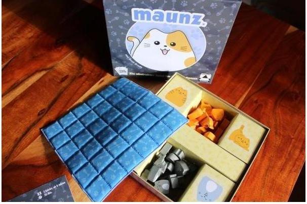 Actual product image Skellig Games maunz. (German)
