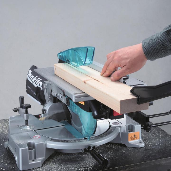 Immagine prodotto Makita Troncatrice LH1040