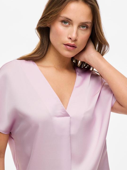 Actual product image Vila V-neck top with short sleeves (42)