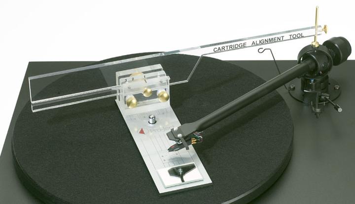 Pro-Ject align it (Turntables)