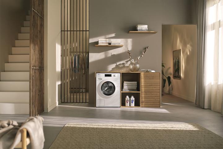 Actual product image Miele WCA032 WCS (7 kg, Right)