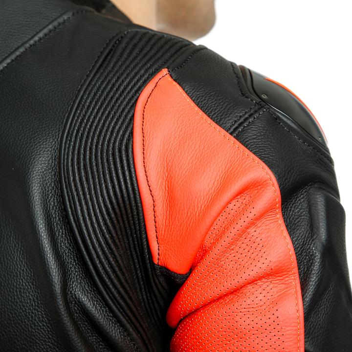 Immagine prodotto Dainese Combinazione 1 pezzo. Laguna Seca 5 (Uomini, 50)