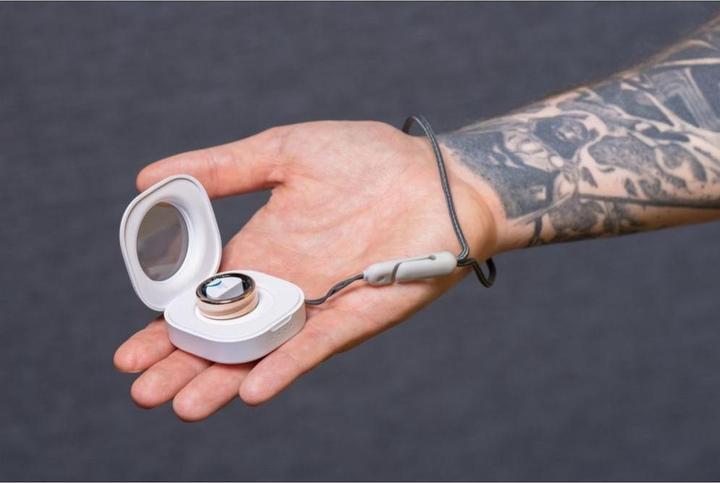 Actual product image OEM Smart device Smart Ring R11M- smart steel ring with charging box Size 7 (17.3mm), gold (7, Gold)