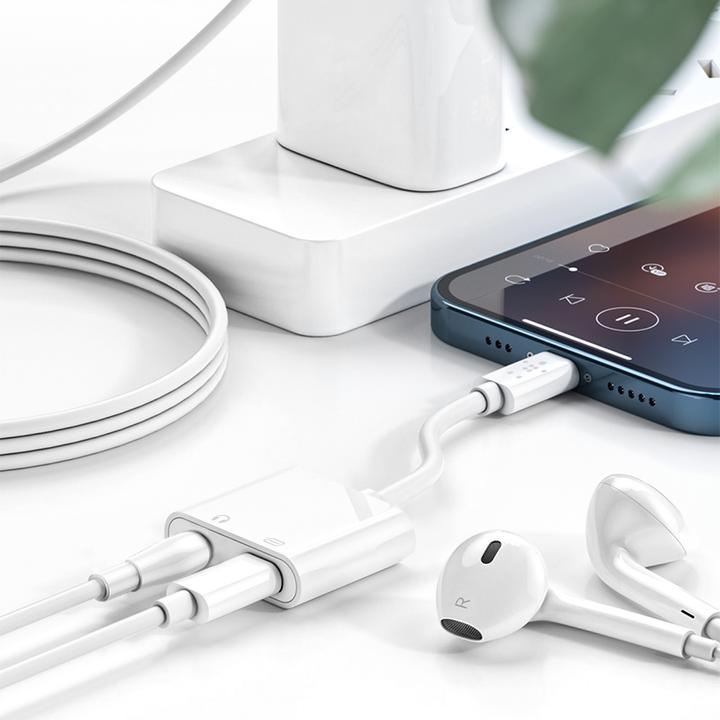Produktbild Belkin RockStar (Lightning, 3.5mm Klinke)