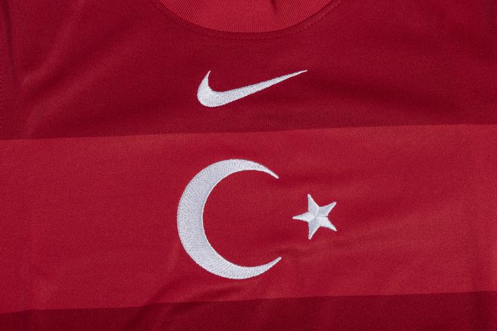Produktbild Nike Türkei Kinder Auswärts EM Trikot (128, 134, 140, 130 B)