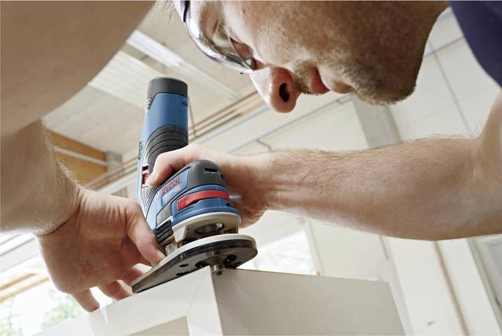Actual product image Bosch Professional GKF 12V-8 Professional