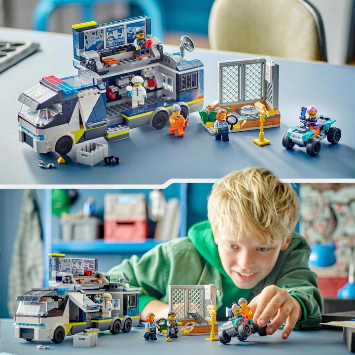Actual product image LEGO 60418 Police truck with laboratory (60418, LEGO City)