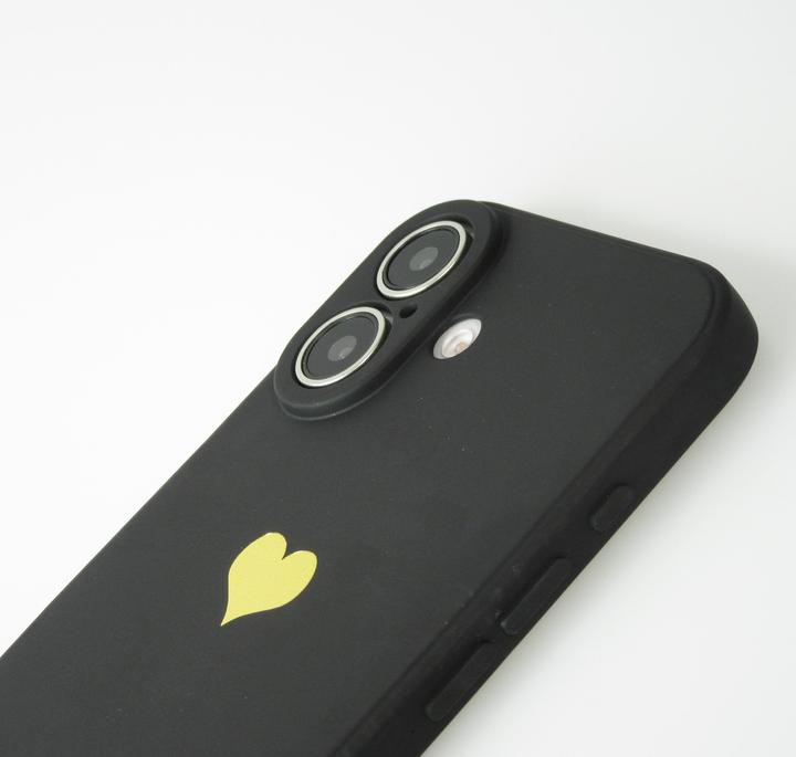 Actual product image PhoneLook Cover Silicone Mat Heart gold (Apple iPhone 16)