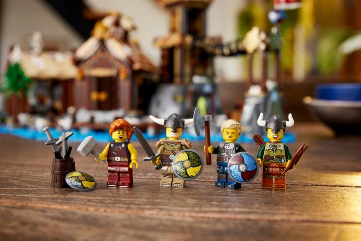 Immagine prodotto LEGO Idee Villaggio Vichingo (21343, LEGO Ideas, Set LEGO rari)